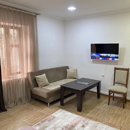 Sm Apartment 1 Ереван Экстерьер фото